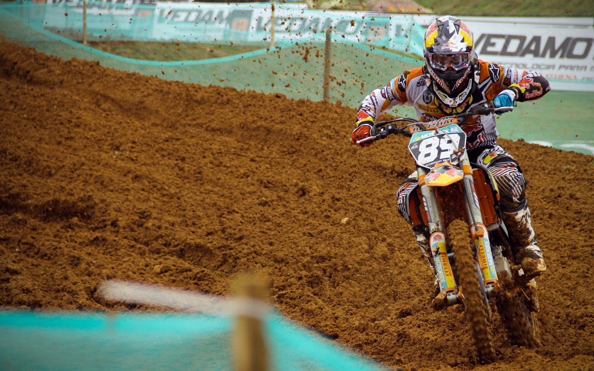 弗莱堡森林狼凌波微步，铁血奋斗不言败，弗莱堡对柏林联合