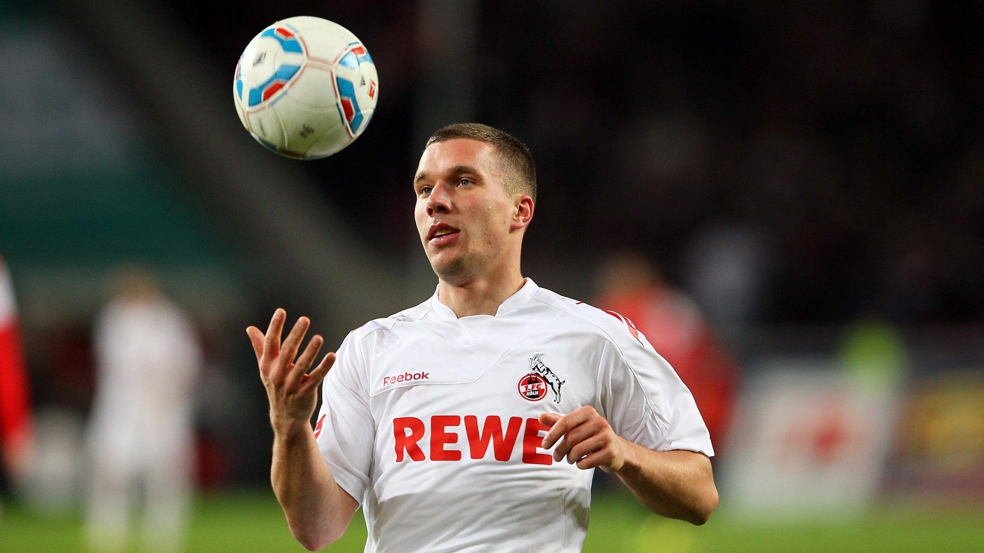 桑普多利亚-击败拉齐奥，取得胜利